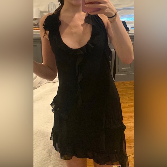 Black chiffon dress with rose - Picture 2 of 2